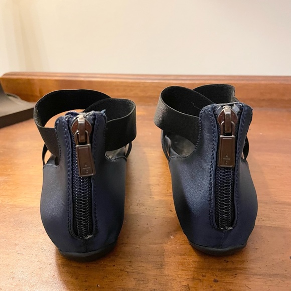 REACTION stylish satin ballerinas with crossed satin bands - Picture 3 of 3